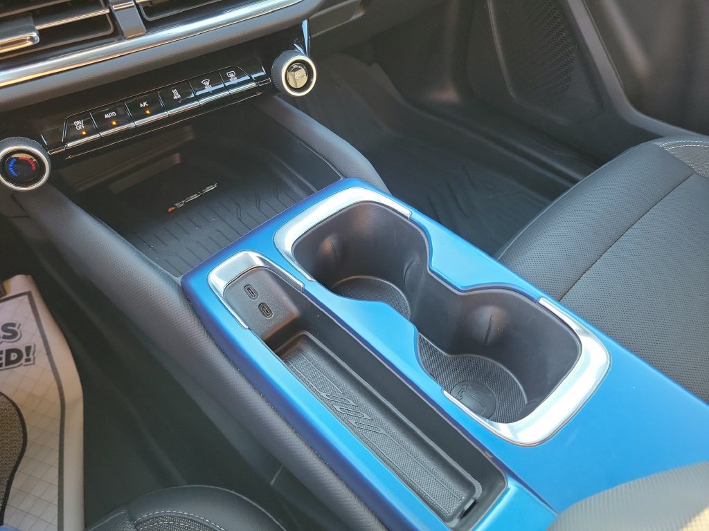 2025 Chevrolet Equinox EV LT - Photo 26