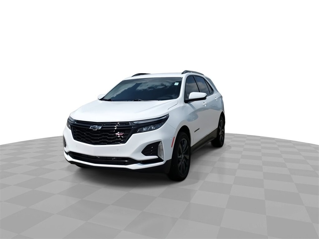 2024 Chevrolet Equinox RS photo 3