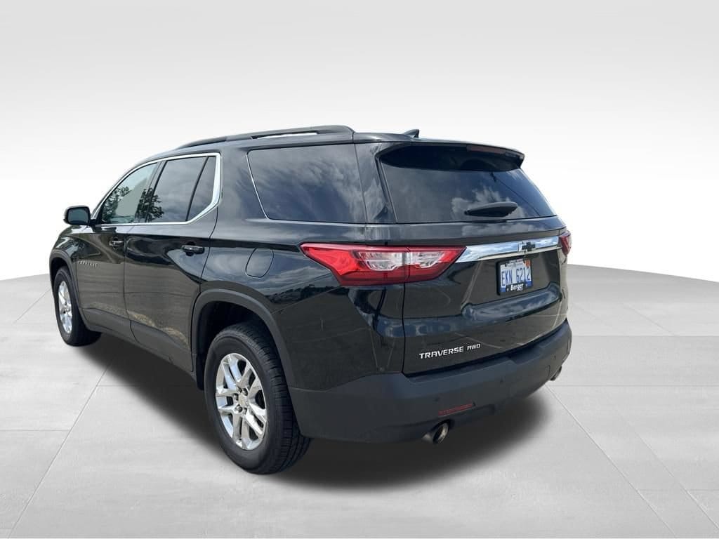 Used 2021 Chevrolet Traverse LT Cloth SUV