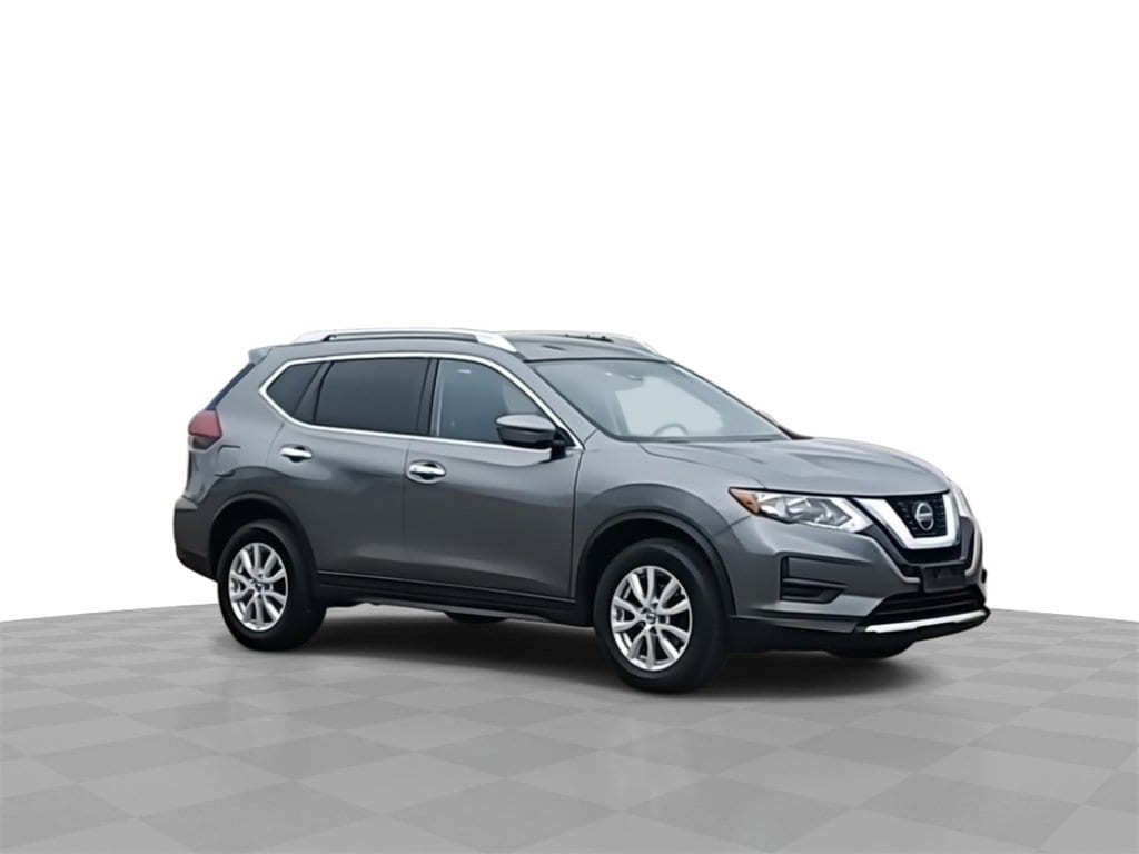 Used 2019 Nissan Rogue SV with VIN KNMAT2MV4KP508365 for sale in Lansing, MI