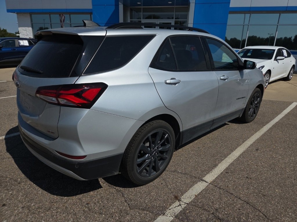 2022 Chevrolet Equinox RS photo 4