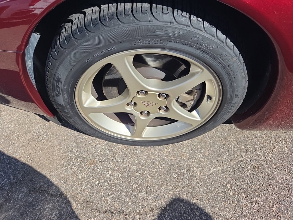 2003 Chevrolet Corvette photo 3