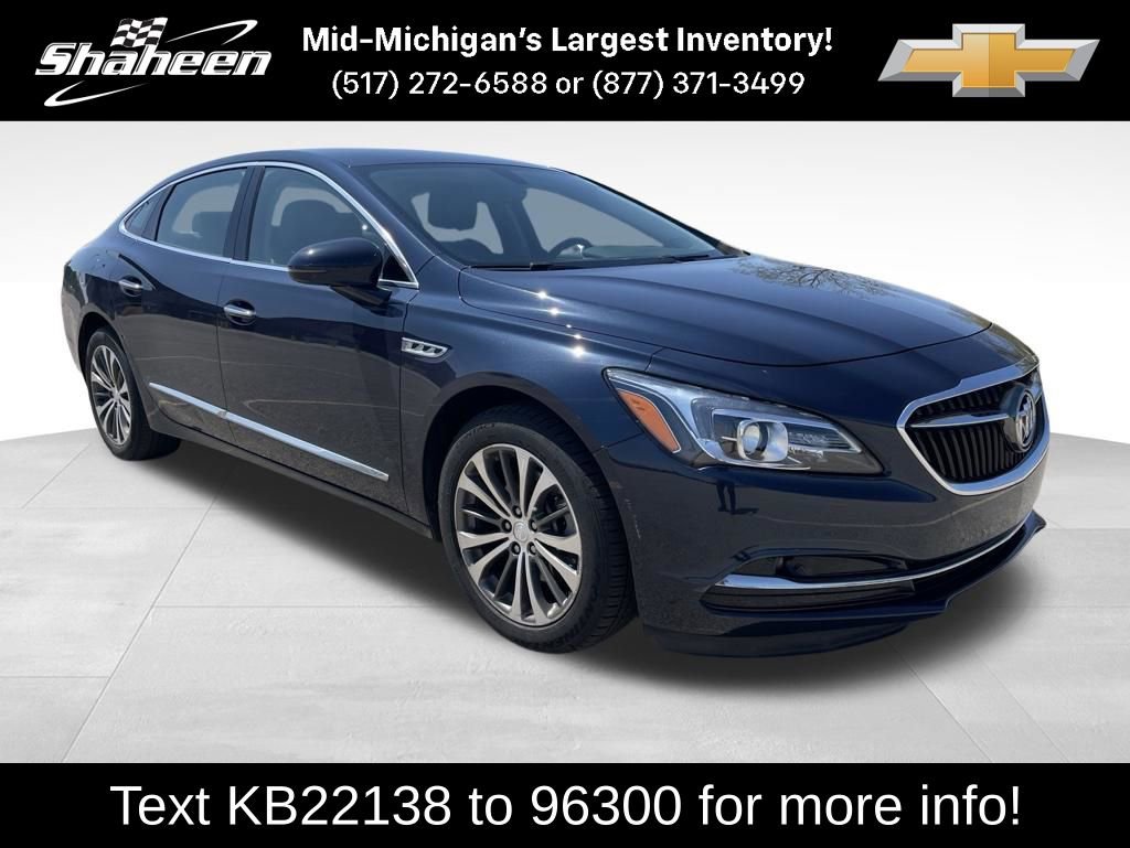 2017 Buick LaCrosse Essence's photo