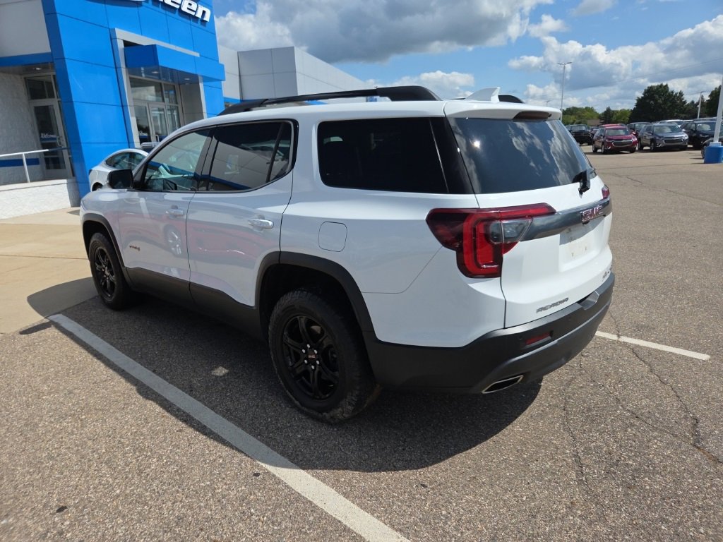 2021 Gmc Acadia AT4 photo 2