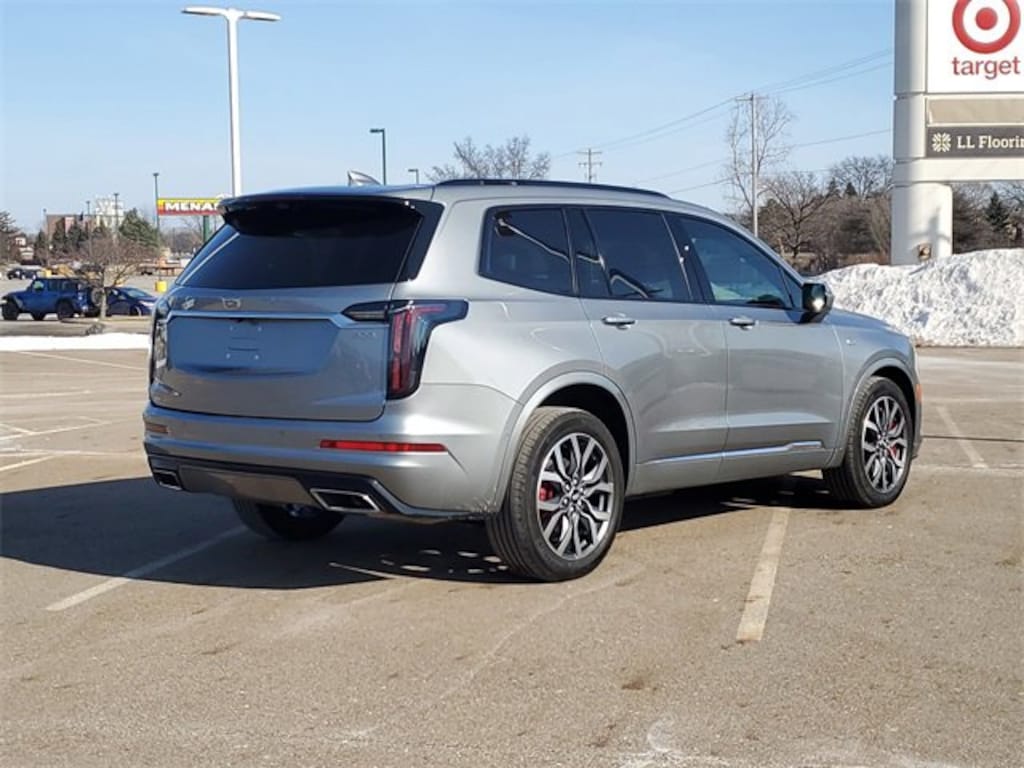 Used 2023 CADILLAC XT6 Sport SUV