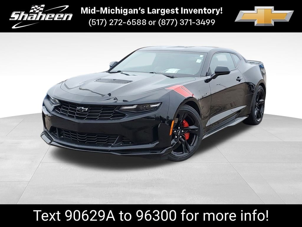 2021 Chevrolet Camaro LT1's photo