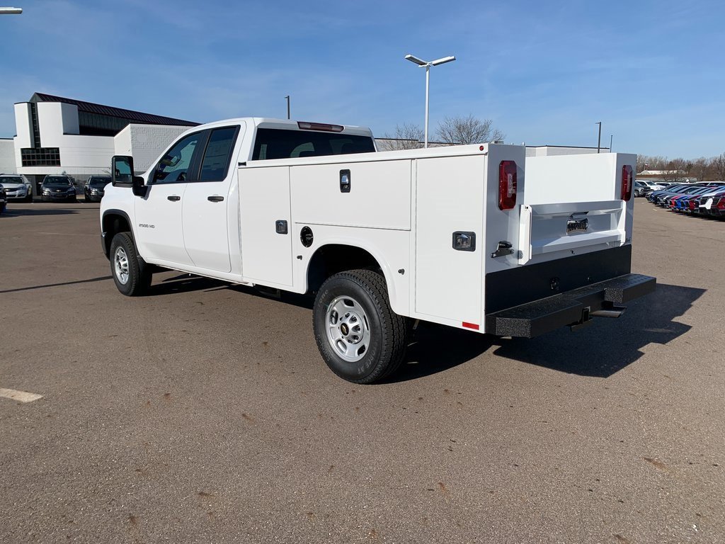 2024 Chevrolet Silverado 2500HD photo 3