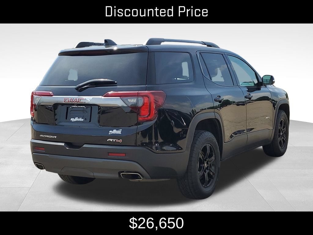 Used 2022 GMC Acadia AT4 SUV