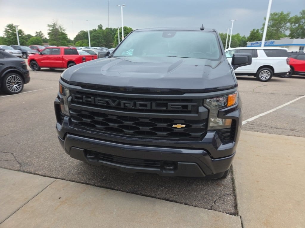 Used 2023 Chevrolet Silverado 1500 Custom with VIN 3GCPDBEK2PG151405 for sale in Lansing, MI