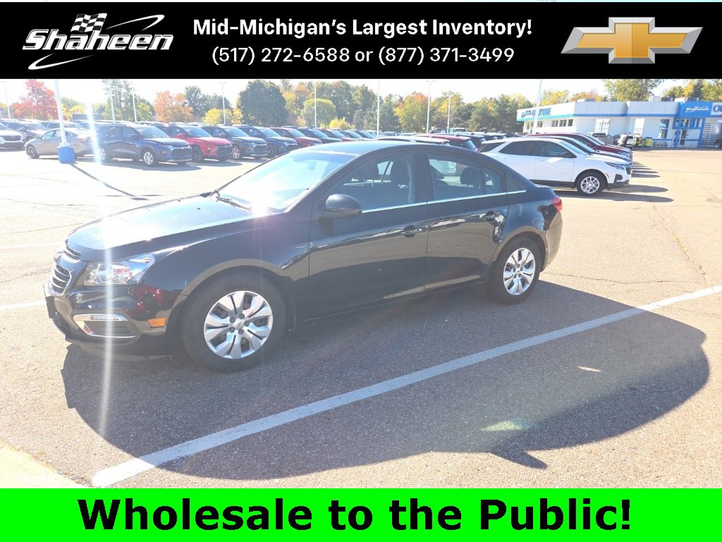 2015 Chevrolet Cruze LT photo 2