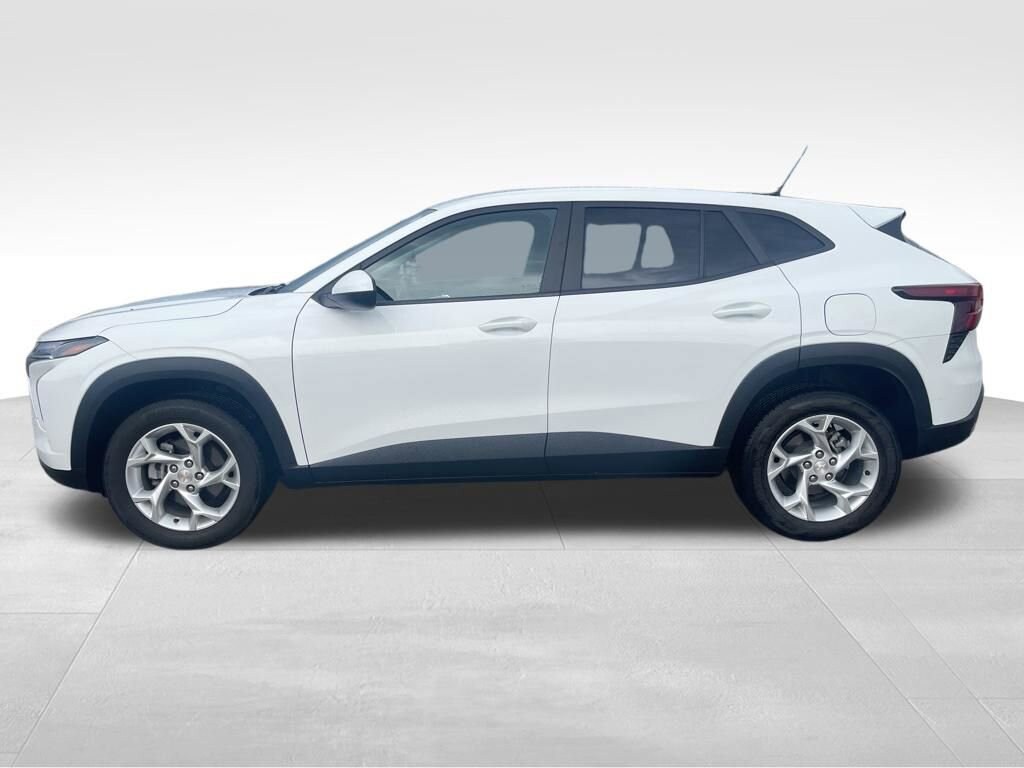 Used 2024 Chevrolet Trax LS SUV