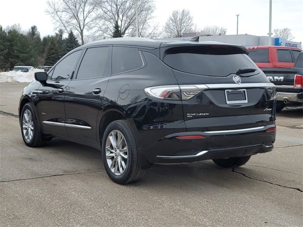 Used 2022 Buick Enclave Avenir SUV