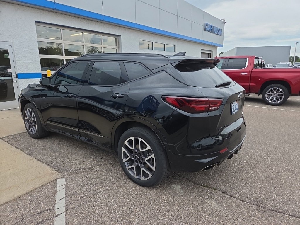 2023 Chevrolet Blazer RS photo 3