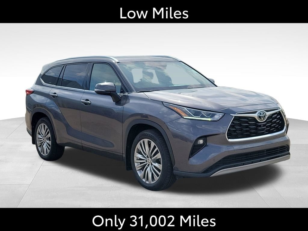 Used 2022 Toyota Highlander Platinum SUV