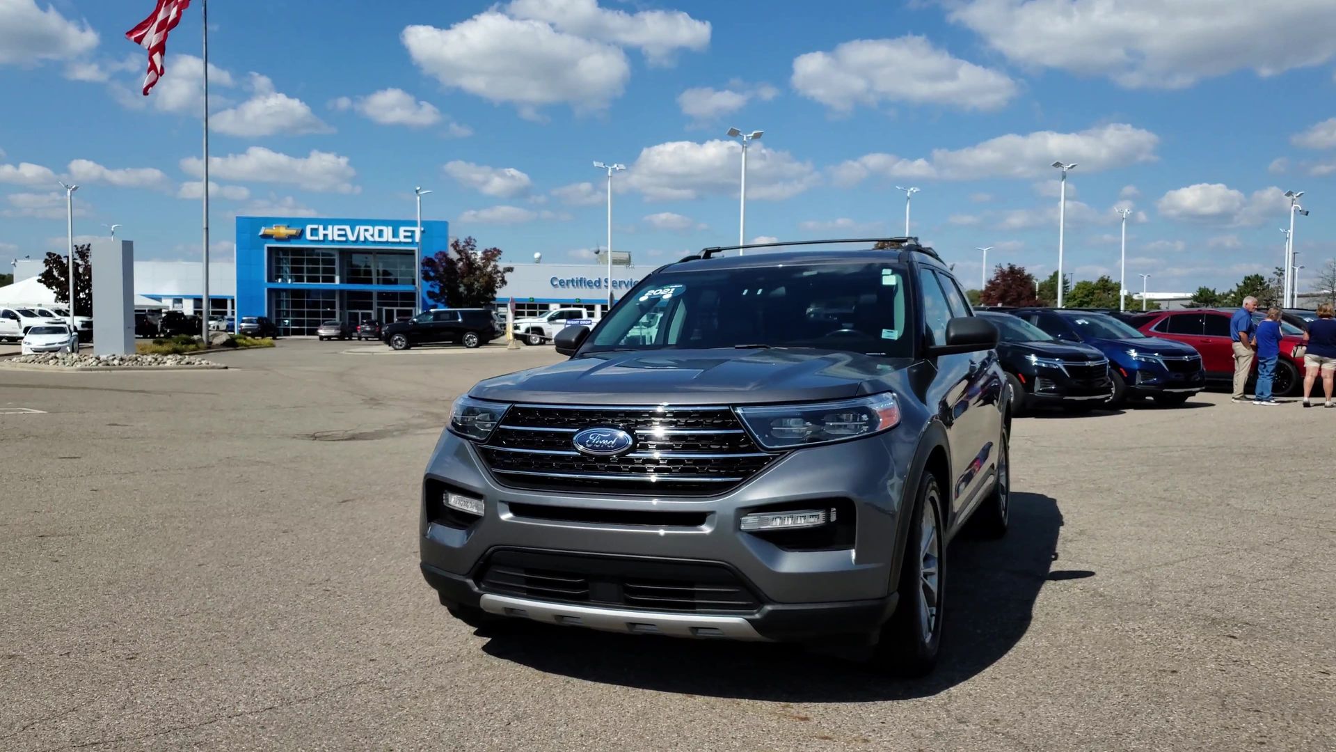 2021 Ford Explorer XLT photo 3