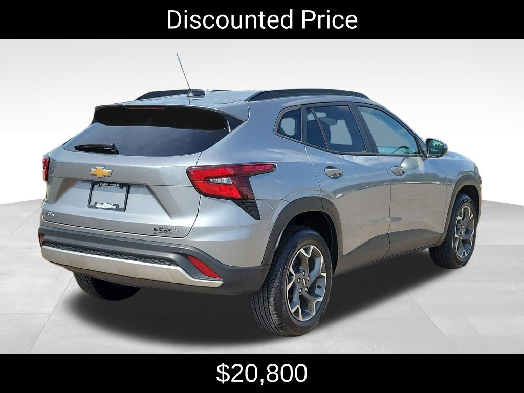 Used 2024 Chevrolet Trax LT SUV