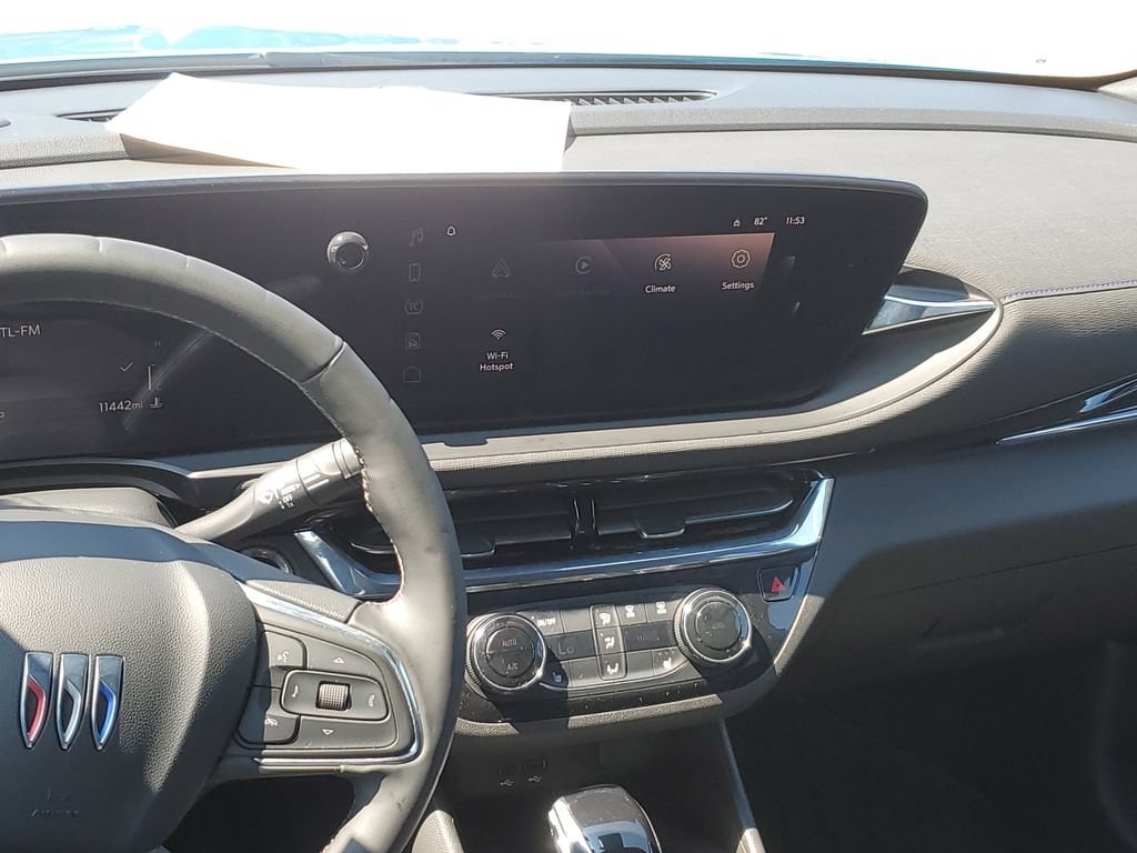 2025 Buick Envista Sport Touring - Photo 30