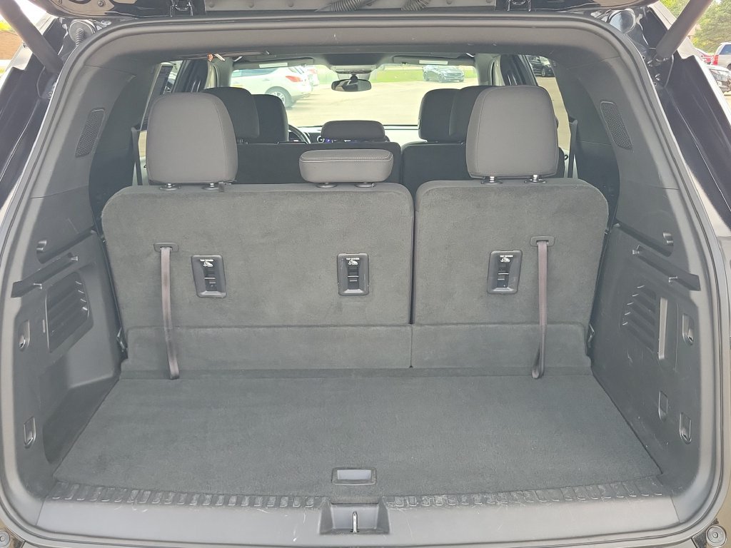 2024 Chevrolet Traverse LS - Photo 33