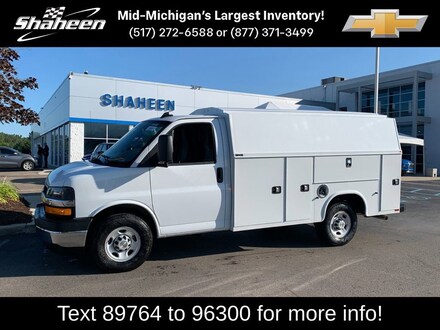 2025 Chevrolet Express Cutaway 3500 1WT Cutaway Van