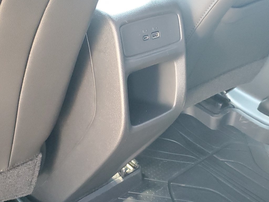 2024 Chevrolet Trax RS - Photo 32