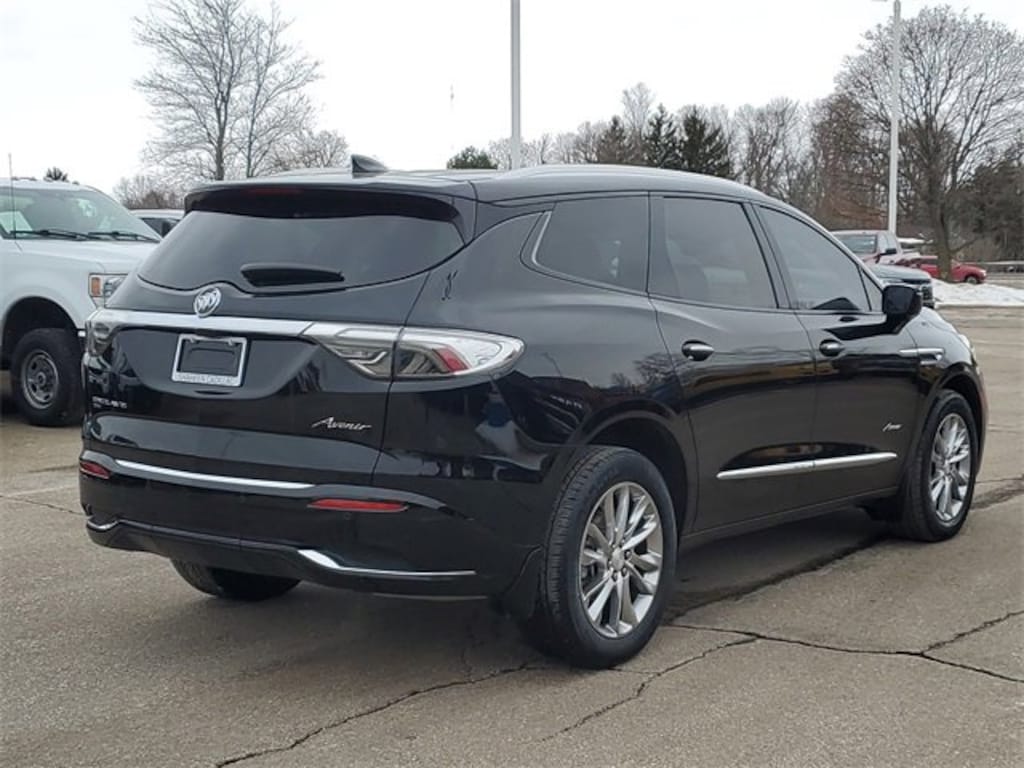 Used 2022 Buick Enclave Avenir SUV