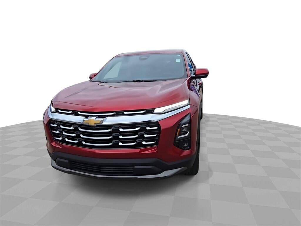 2025 Chevrolet Equinox LT photo 3