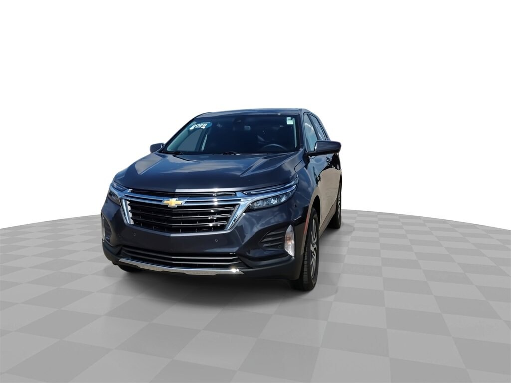 2023 Chevrolet Equinox LT photo 3