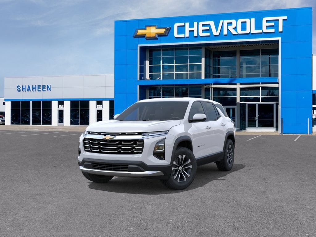 2027 Chevrolet Equinox LT - Photo 8