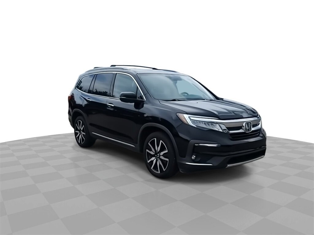 2019 Honda Pilot Touring photo 2