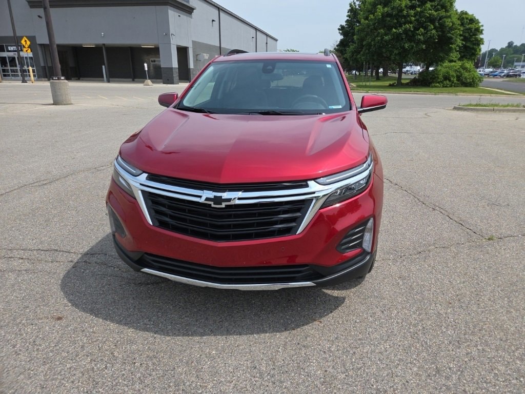 Used 2022 Chevrolet Equinox LT with VIN 3GNAXUEV1NL167268 for sale in Lansing, MI