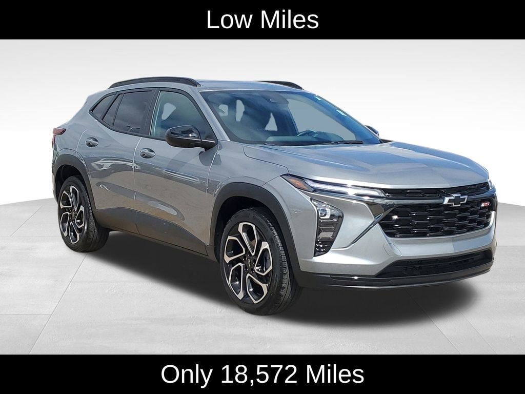 Used 2024 Chevrolet Trax 2RS SUV