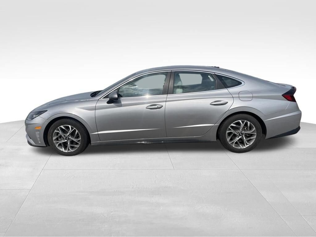 Used 2023 Hyundai Sonata SEL Sedan
