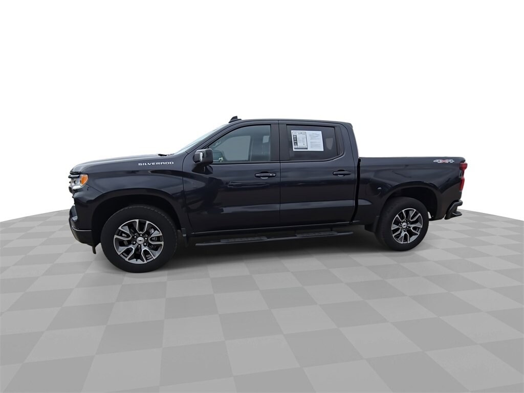 2023 Chevrolet Silverado 1500 RST photo 4