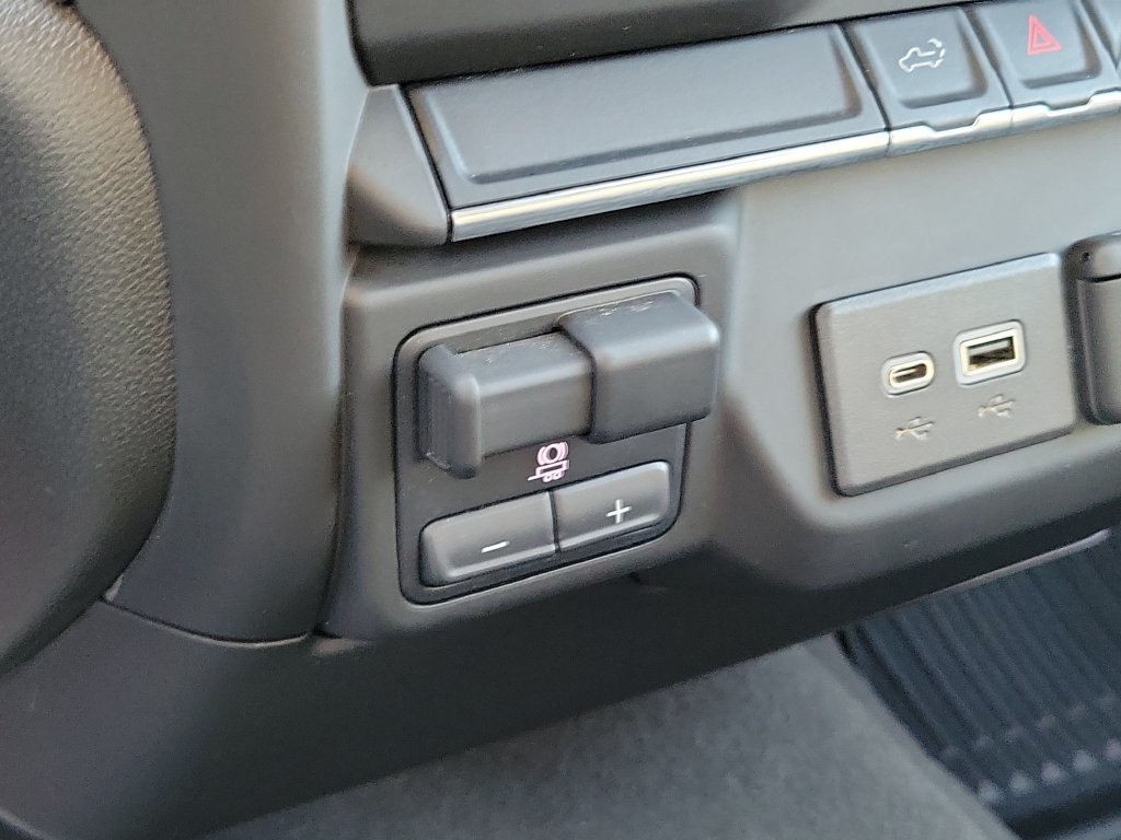 2022 Chevrolet Silverado 2500HD Custom - Photo 26