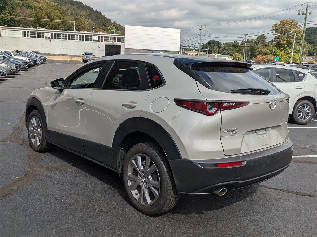 2023 Mazda CX-30 2.5 Select photo 4