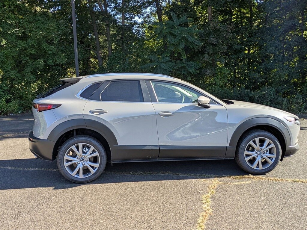 2025 Mazda CX-30 2.5 S Preferred photo 2