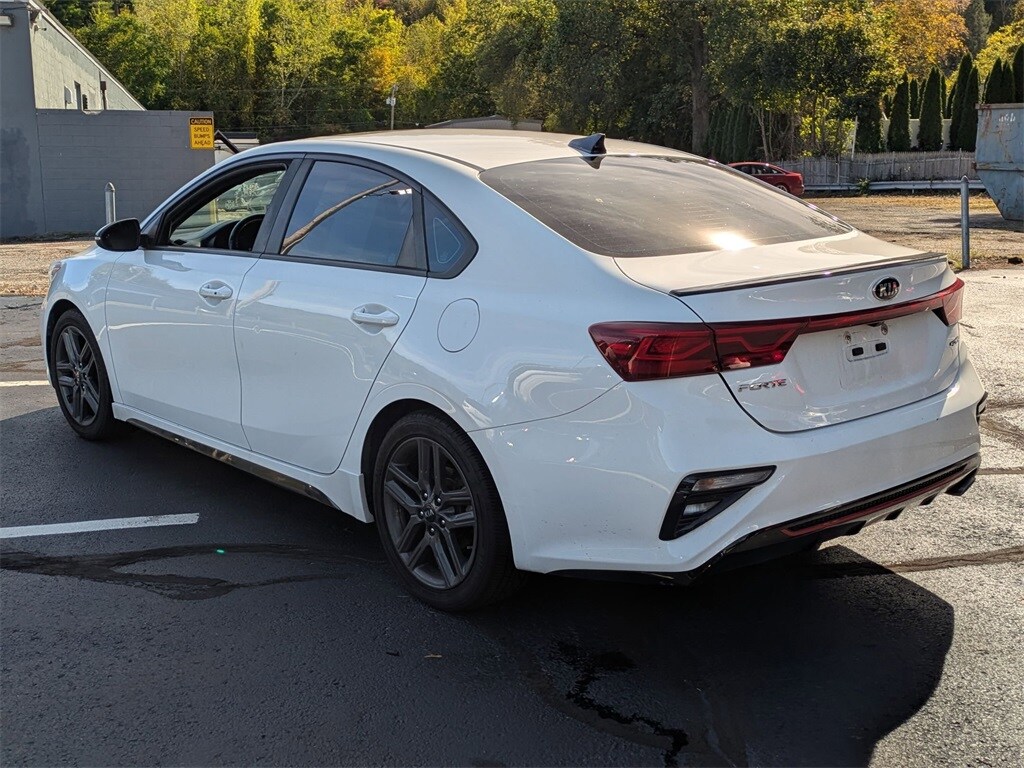 2020 Kia Forte GT-Line photo 4