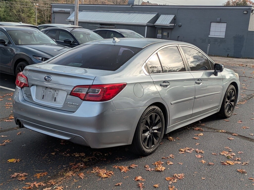 2016 Subaru Legacy 2.5i photo 2