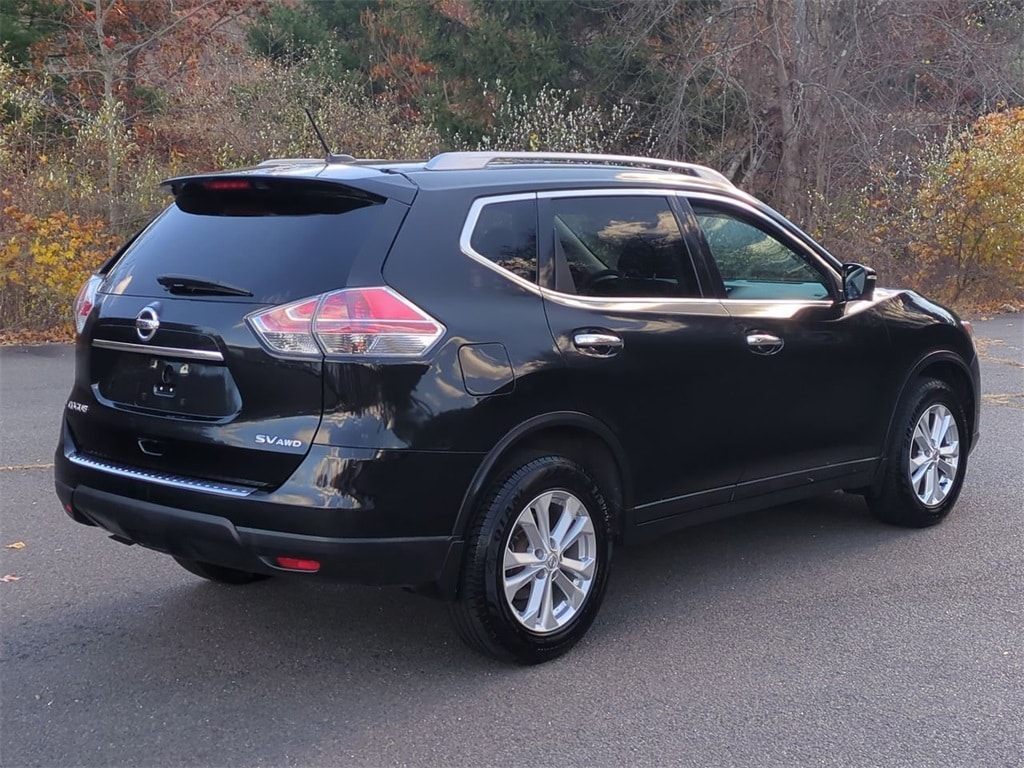 Used 2016 Nissan Rogue SV SUV