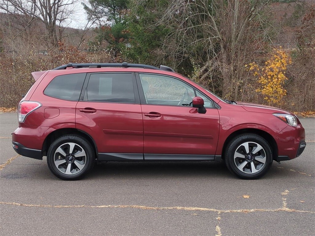 Used 2017 Subaru Forester 2.5i Premium with Starlink SUV