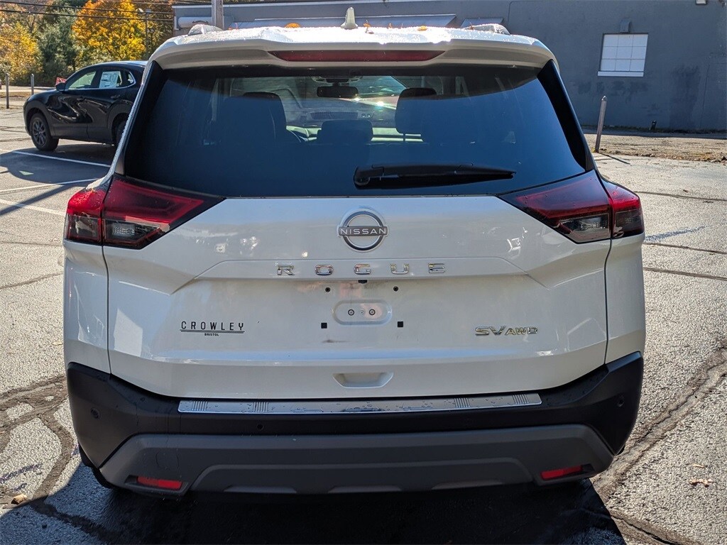 2023 Nissan Rogue SV photo 2