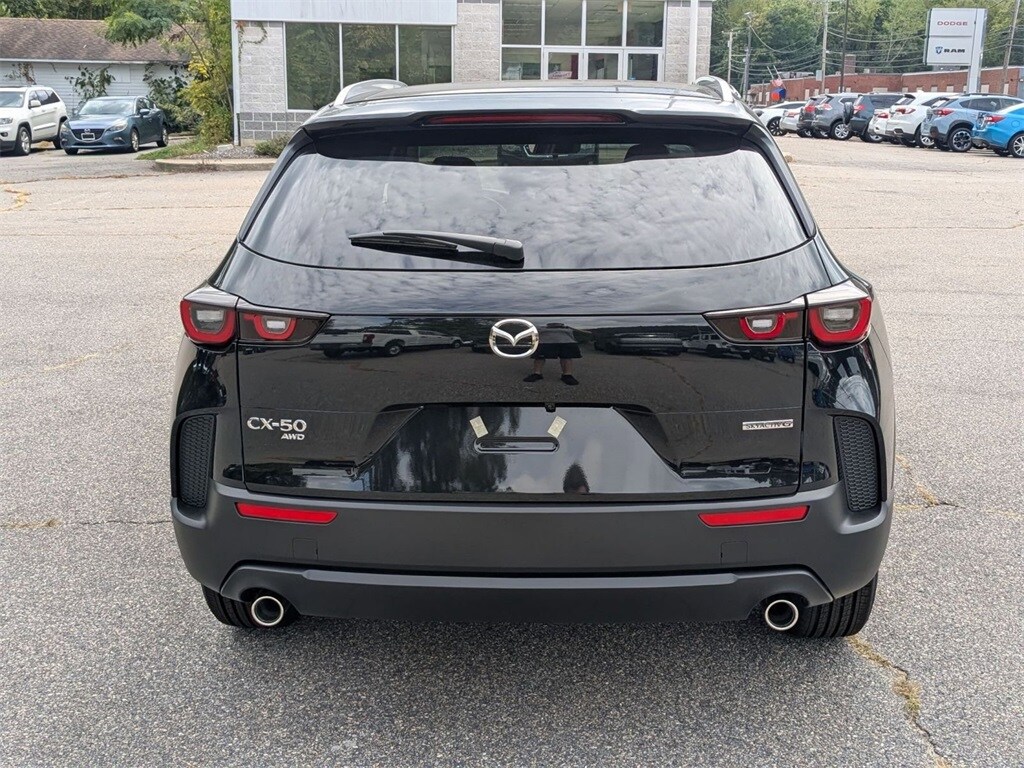 2025 Mazda CX-50 2.5 Select photo 2
