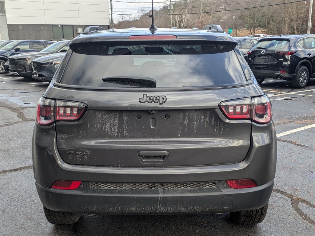 Used 2024 Jeep Compass Latitude SUV