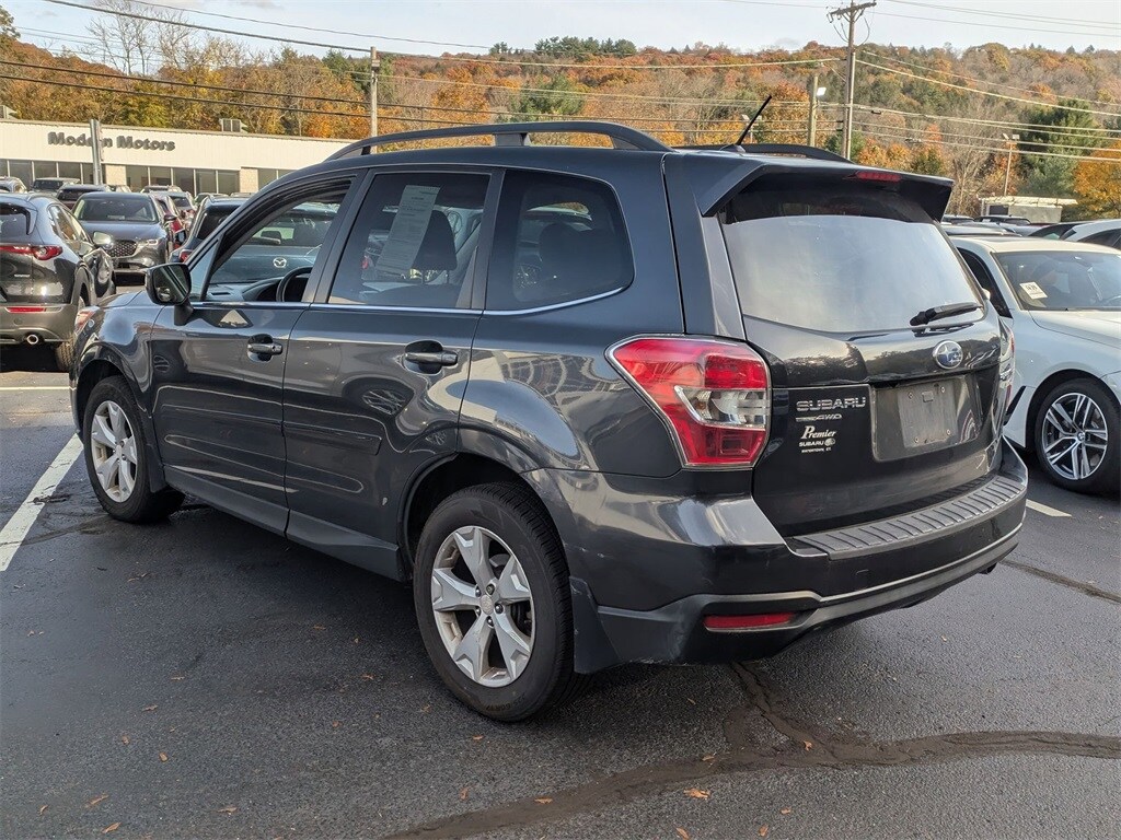 2015 Subaru Forester 2.5i Limited photo 4