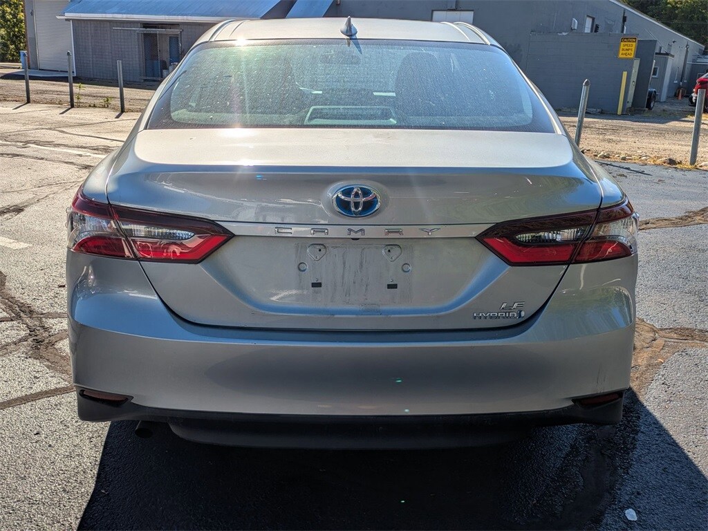 2023 Toyota Camry Hybrid LE photo 2