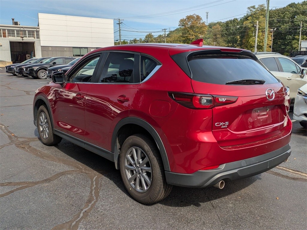 2022 Mazda CX-5 2.5 S Preferred photo 4