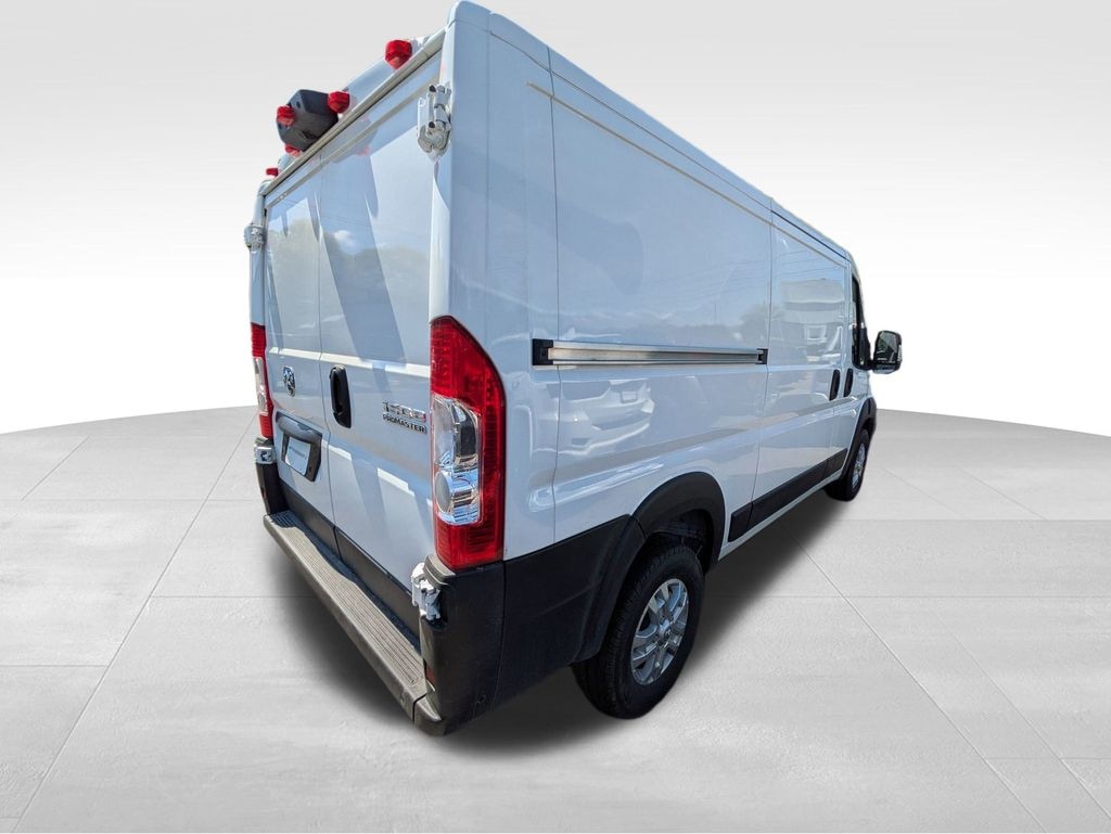New 2025 Ram ProMaster PROMASTER 1500 SLT CARGO VAN LOW ROOF 136' WB Cargo Van