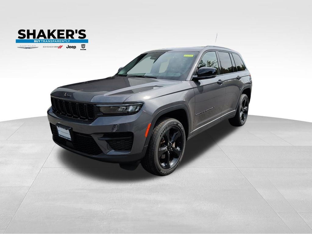 2023 Jeep Grand Cherokee Laredo