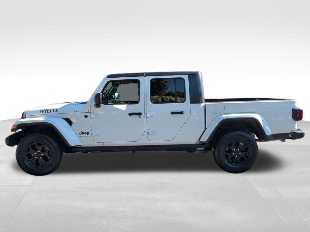 Used 2023 Jeep Gladiator Sport Truck Crew Cab