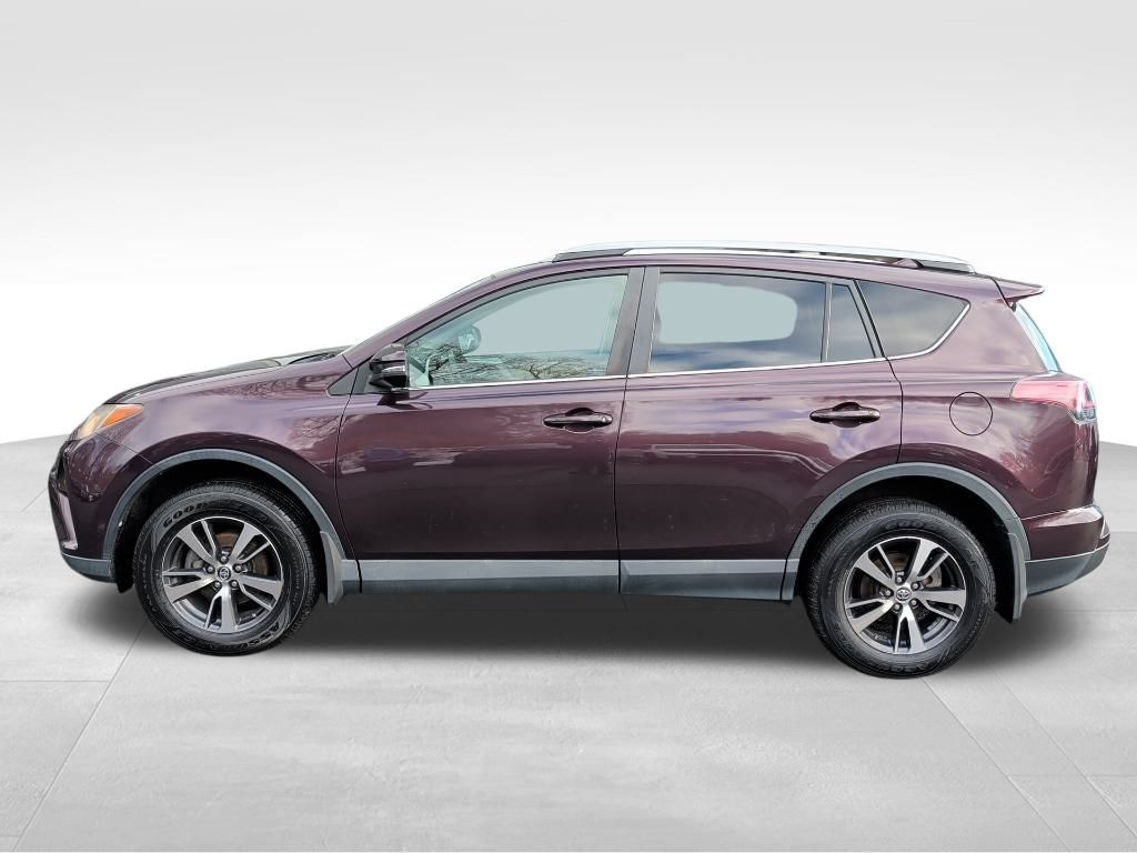 Used 2018 Toyota RAV4 SUV